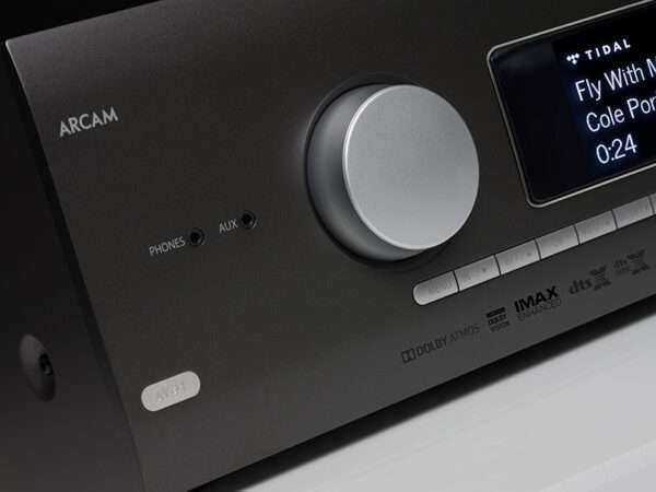 Arcam AV41 04