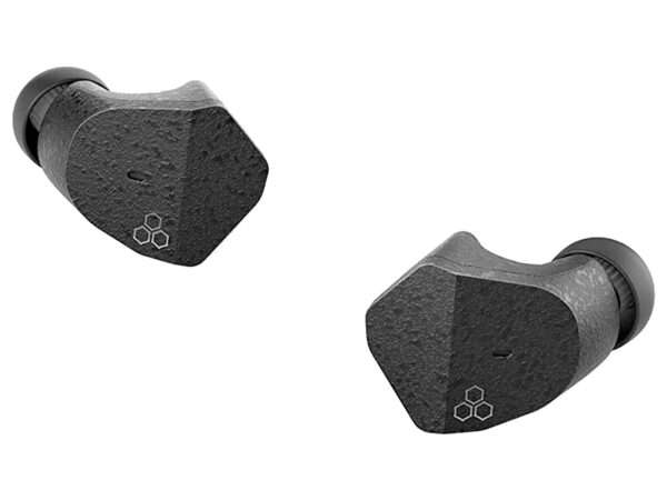 Final Audio ZE3000 black 01