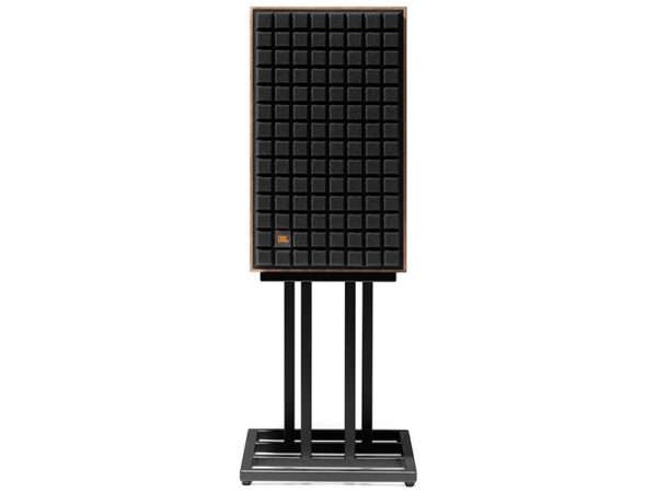 JBL L82 Classic black 03