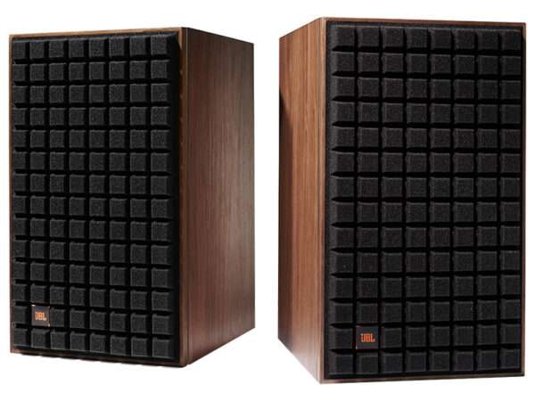 JBL L82 Classic black 06