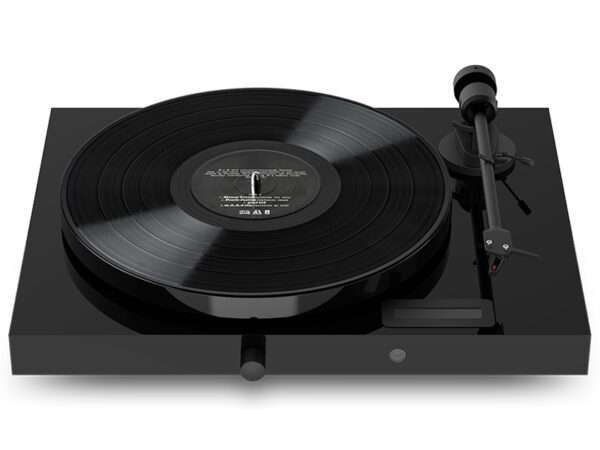 Pro Ject Juke Box E1 black 01