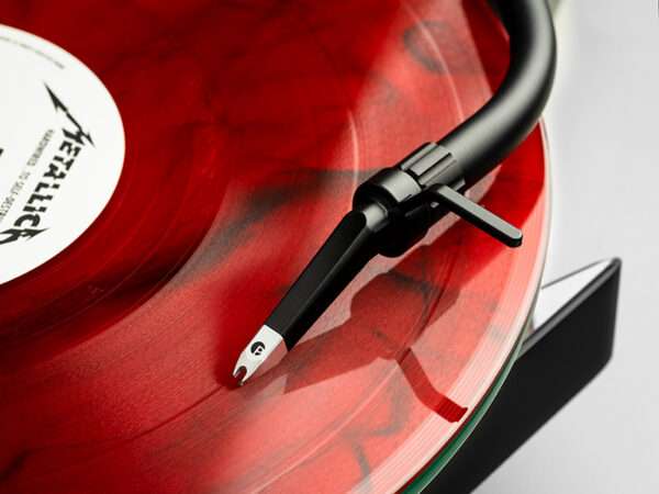 Pro Ject Metallica Limited Edition 07