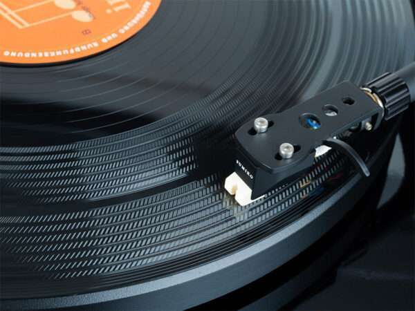 Pro Ject Vinyl Essentials 02