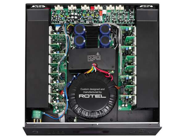 Rotel C8 02