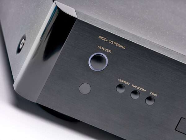 Rotel RCD 1572MKII 06
