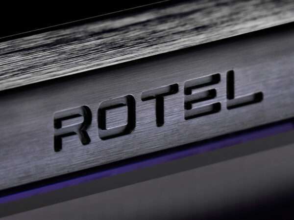 Rotel RCD 1572MKII 08