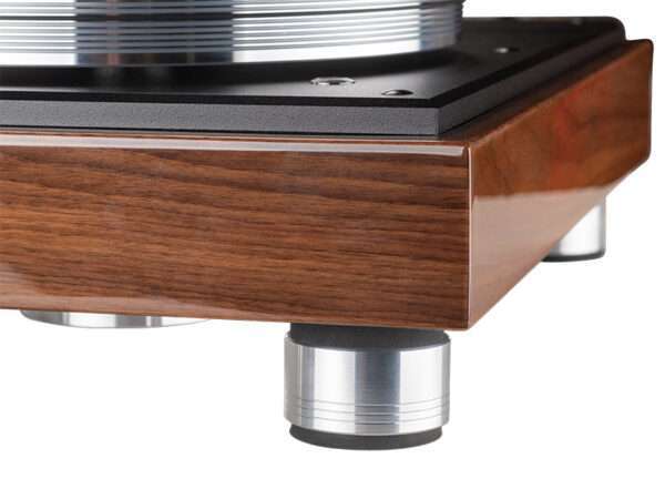 VPI Classic Signature Walnut 04