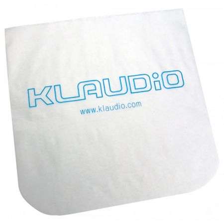 klaudio buste