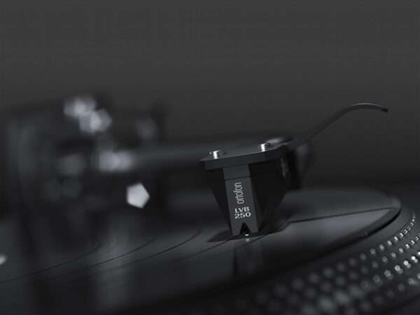 ortofon 2M Black LVB 250 03