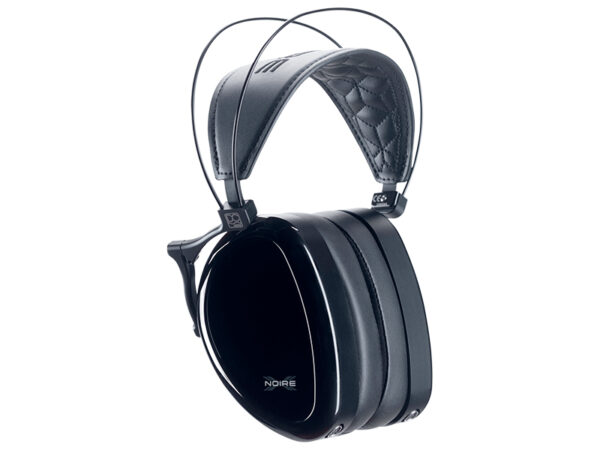 NOIRE X Cuffie CentroMusica