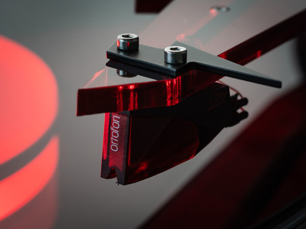 AC/DC Turntable